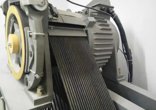 電梯主機(jī)
